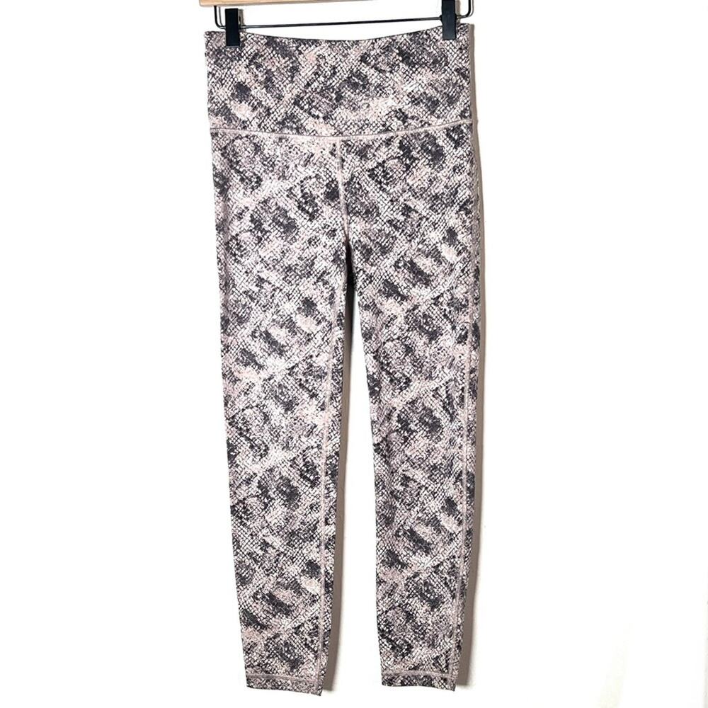 Gap fit eclipse tan and black snake print legging pants size small S B192